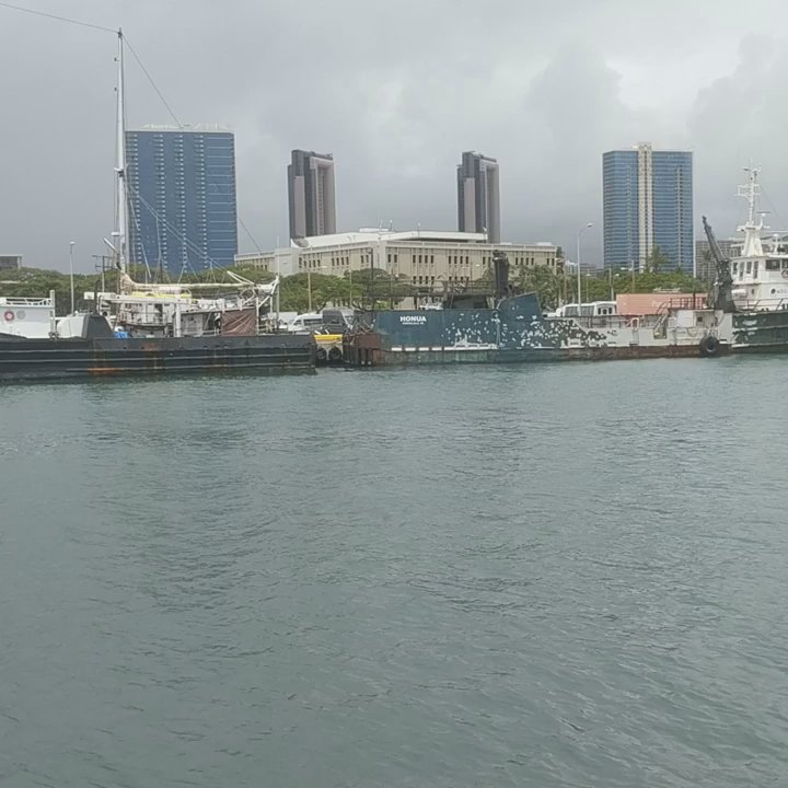 808955FISH - Leaving the harbor - Fishing Near Me - Honolulu, Hawaii