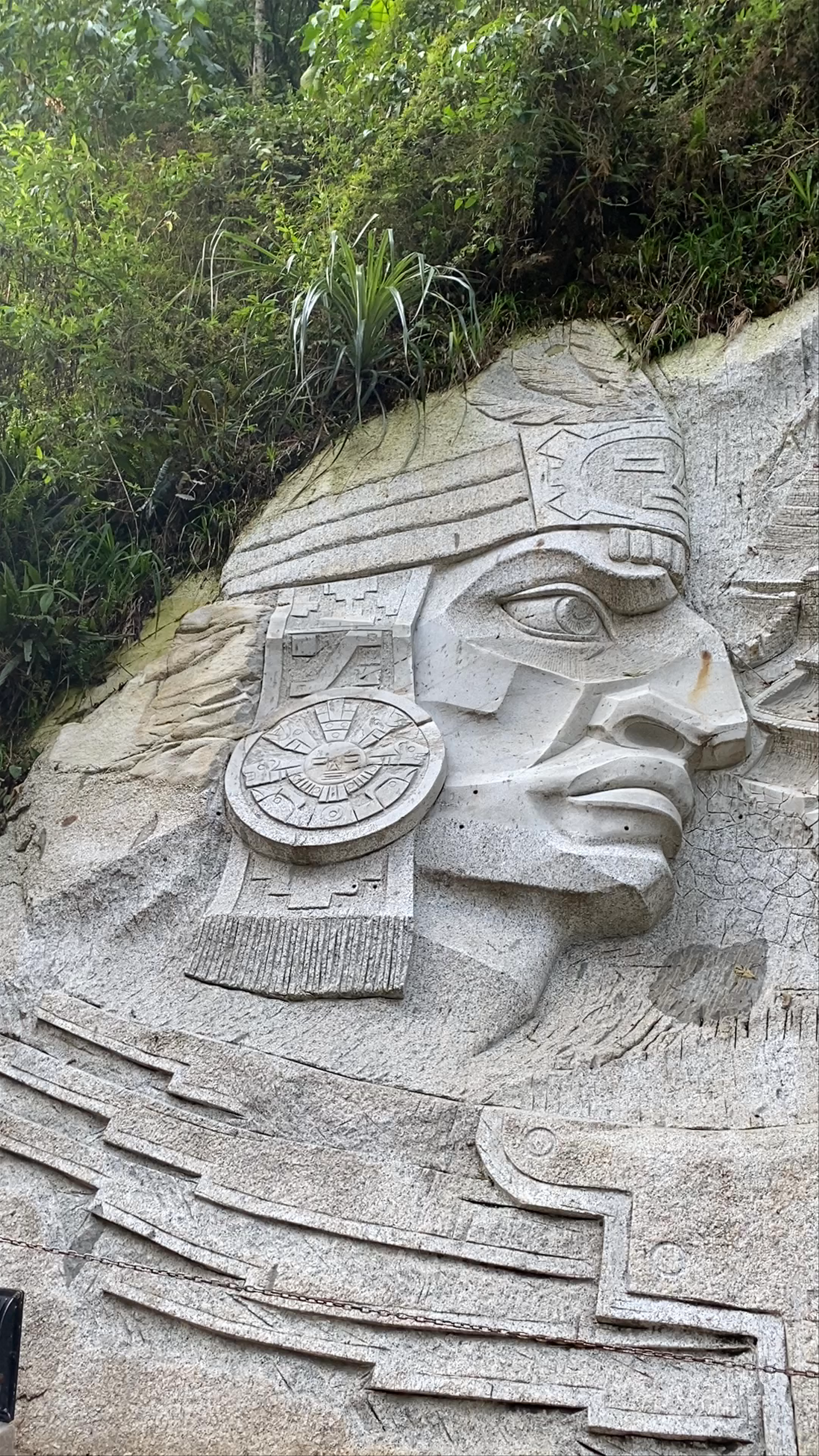 Machu Picchu Hot Springs: Cultural Carvings and Soothing Nature in Aguas Calientes