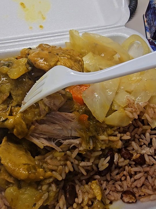 Sunsplash Carribean Restaurant - Curry Chicken meat fall out of the bone! - Caribbean Near Me - Hampton, Virginia