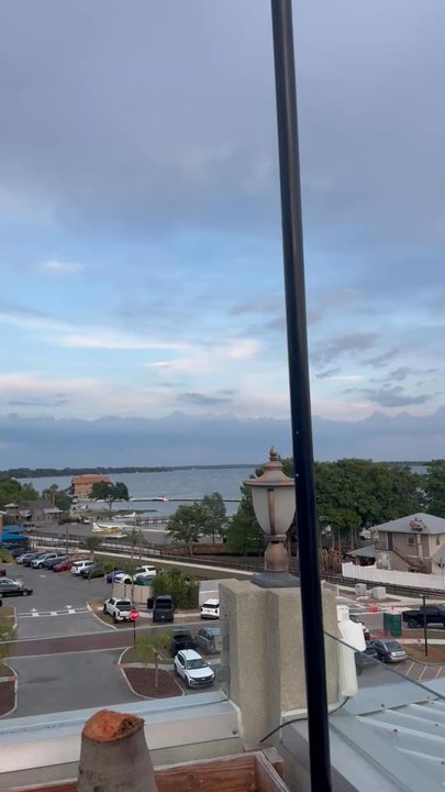 Citrus Sky Bar - Cocktail Bars Near Me - Tavares, Florida