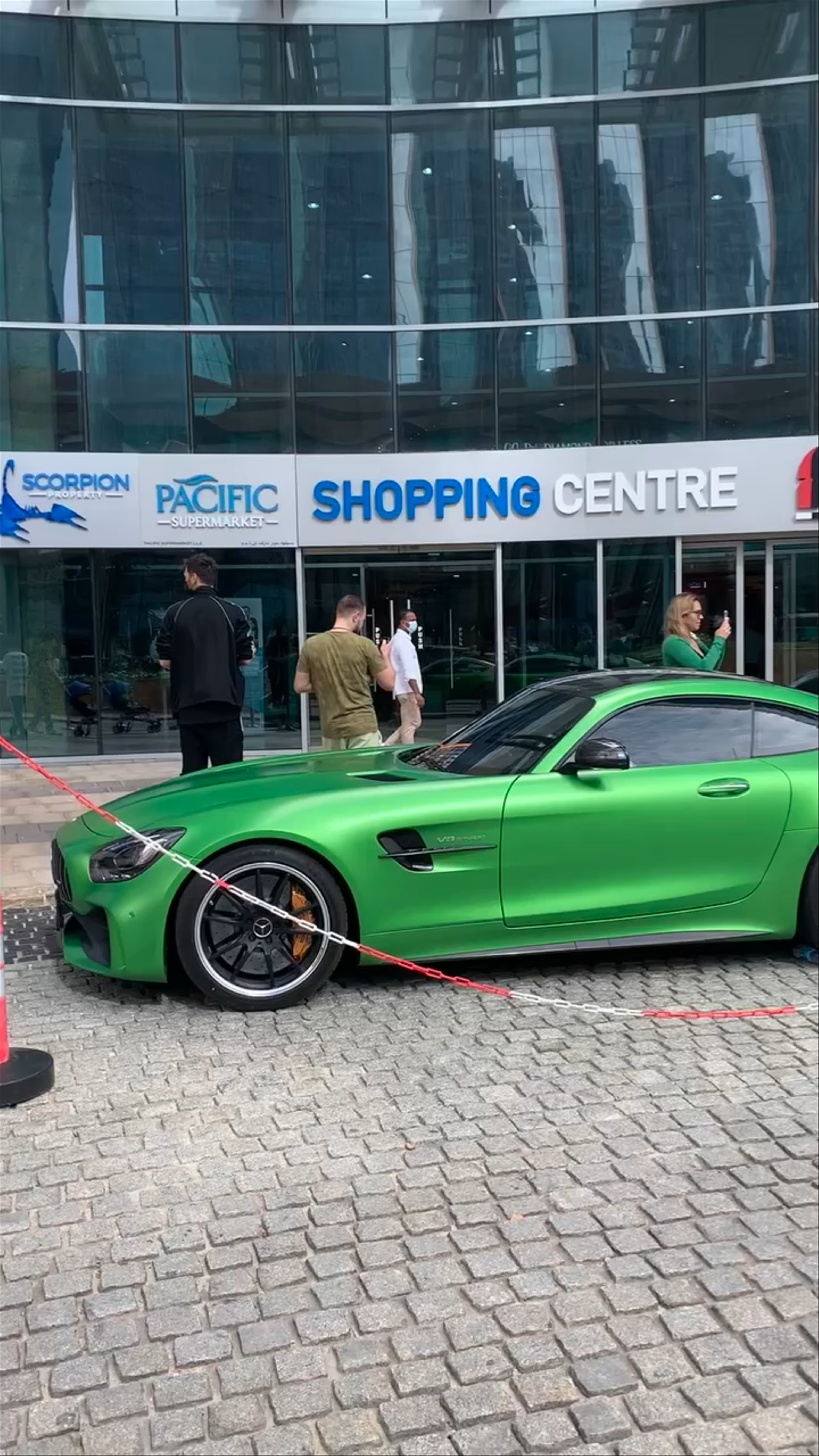 Cars Arabia - Dubai - United Arab Emirates