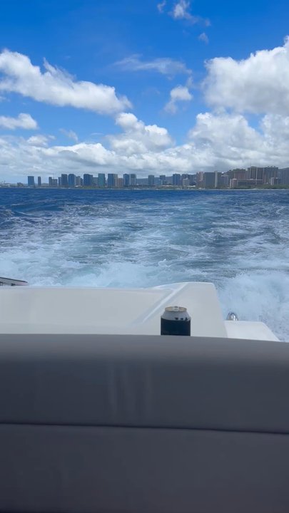 Paradise Charters - Beautiful boat! - Boating Near Me