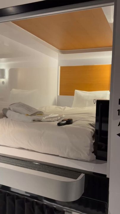 First Cabin International - Hotels Near Me - Honolulu, Hawaii