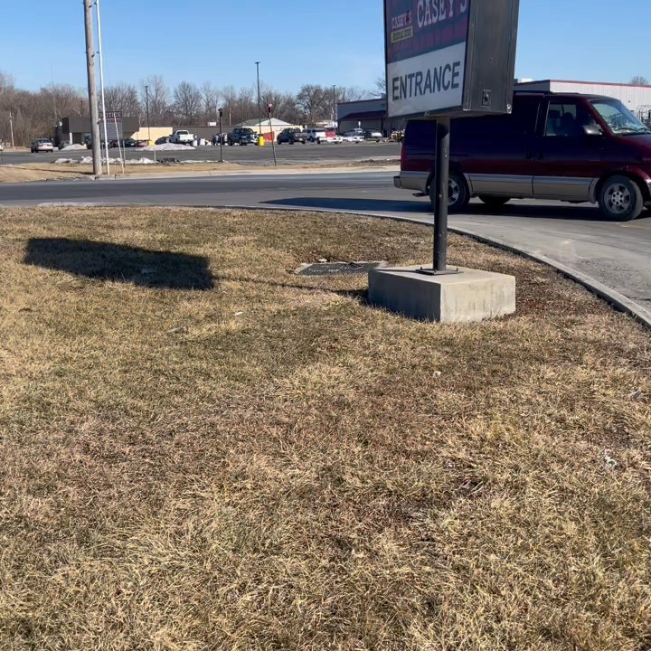 Casey's - Pizza Near Me - Chillicothe, Missouri