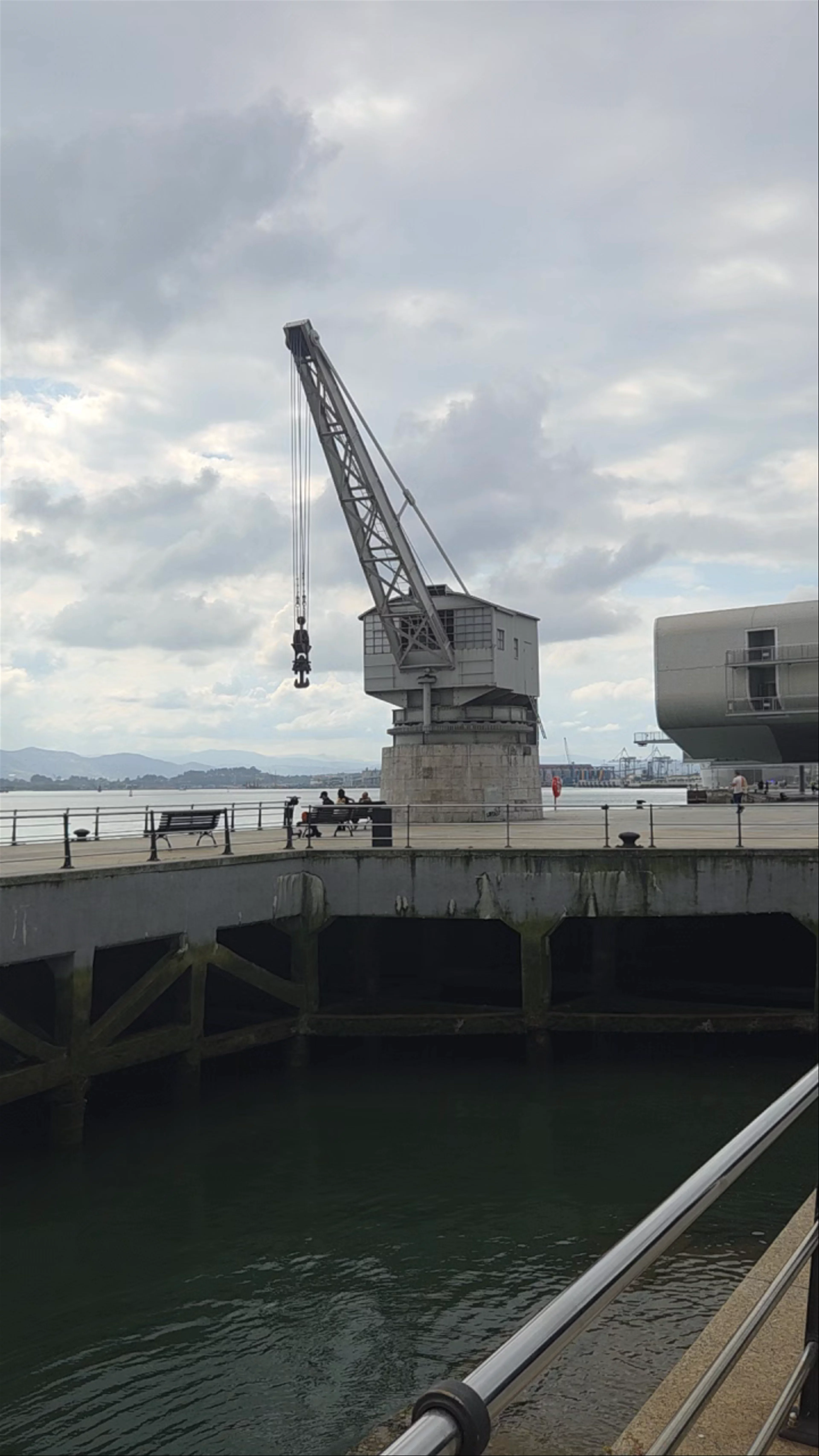 Centro Botín, Plaza Emilio Botín, Paseo de Pereda