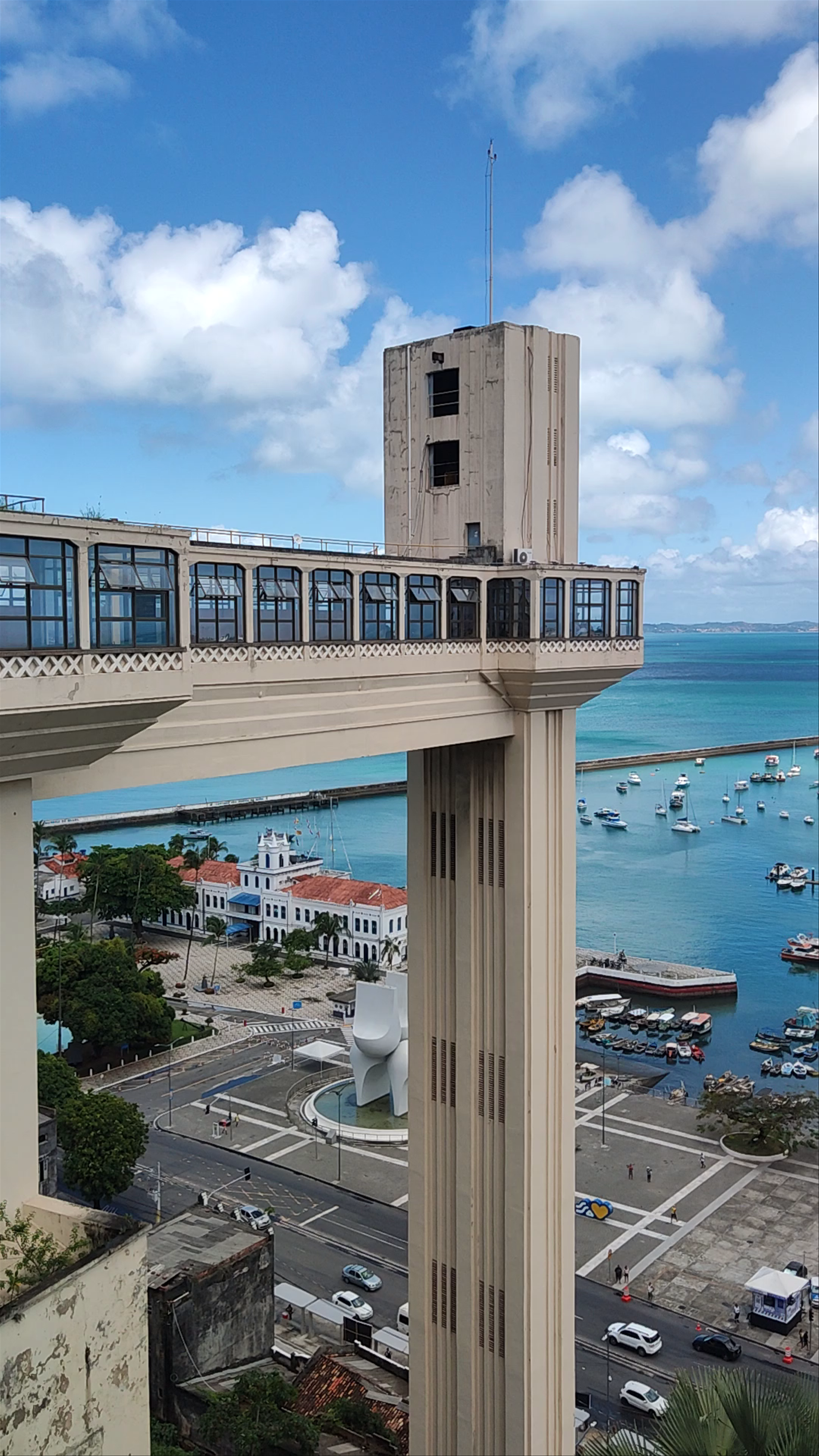 Elevador Lacerda - Praça Tomé de Souza - Centro