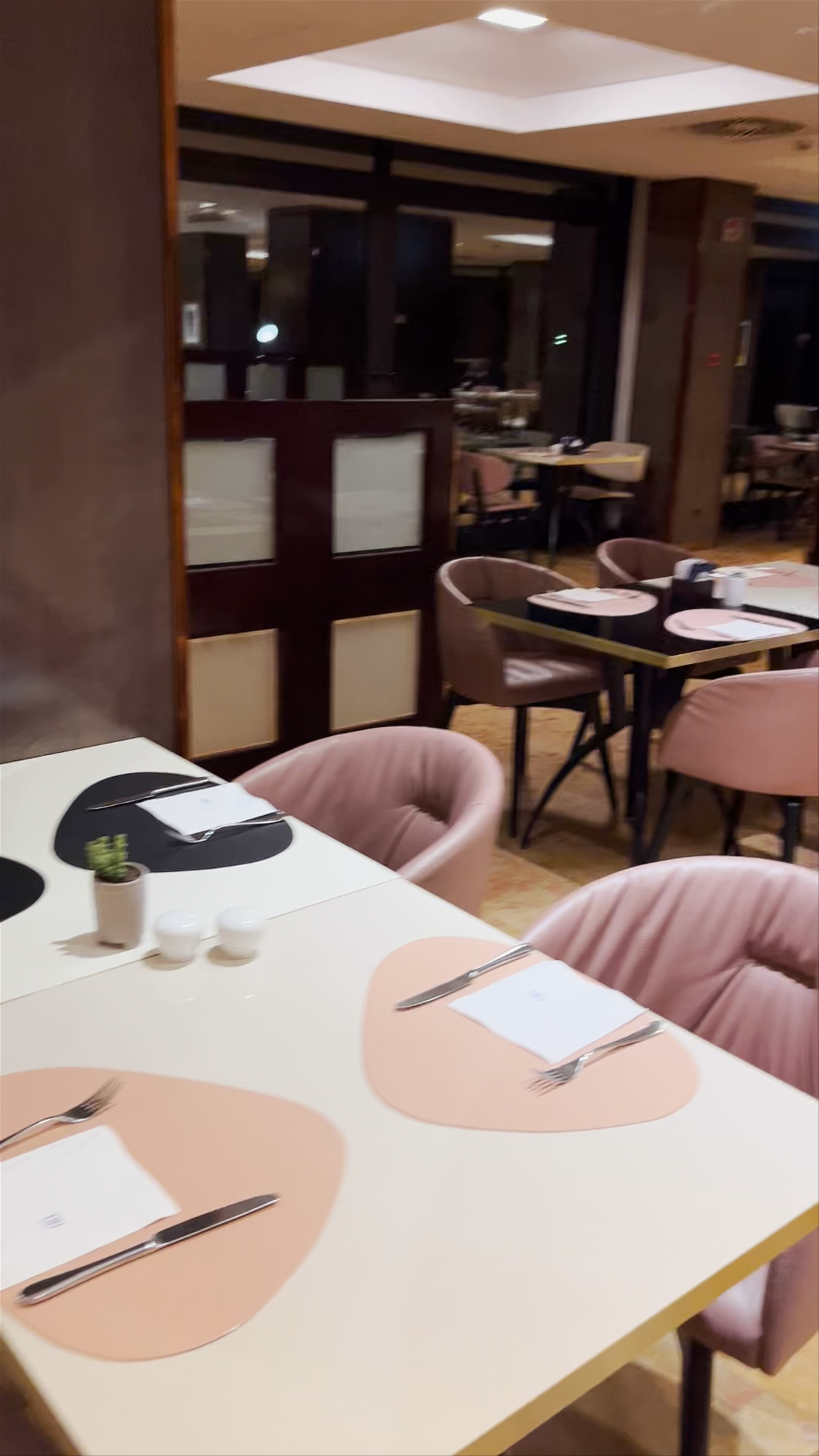 Elegant Dining Experience at Hotel NH Roma Villa Carpegna