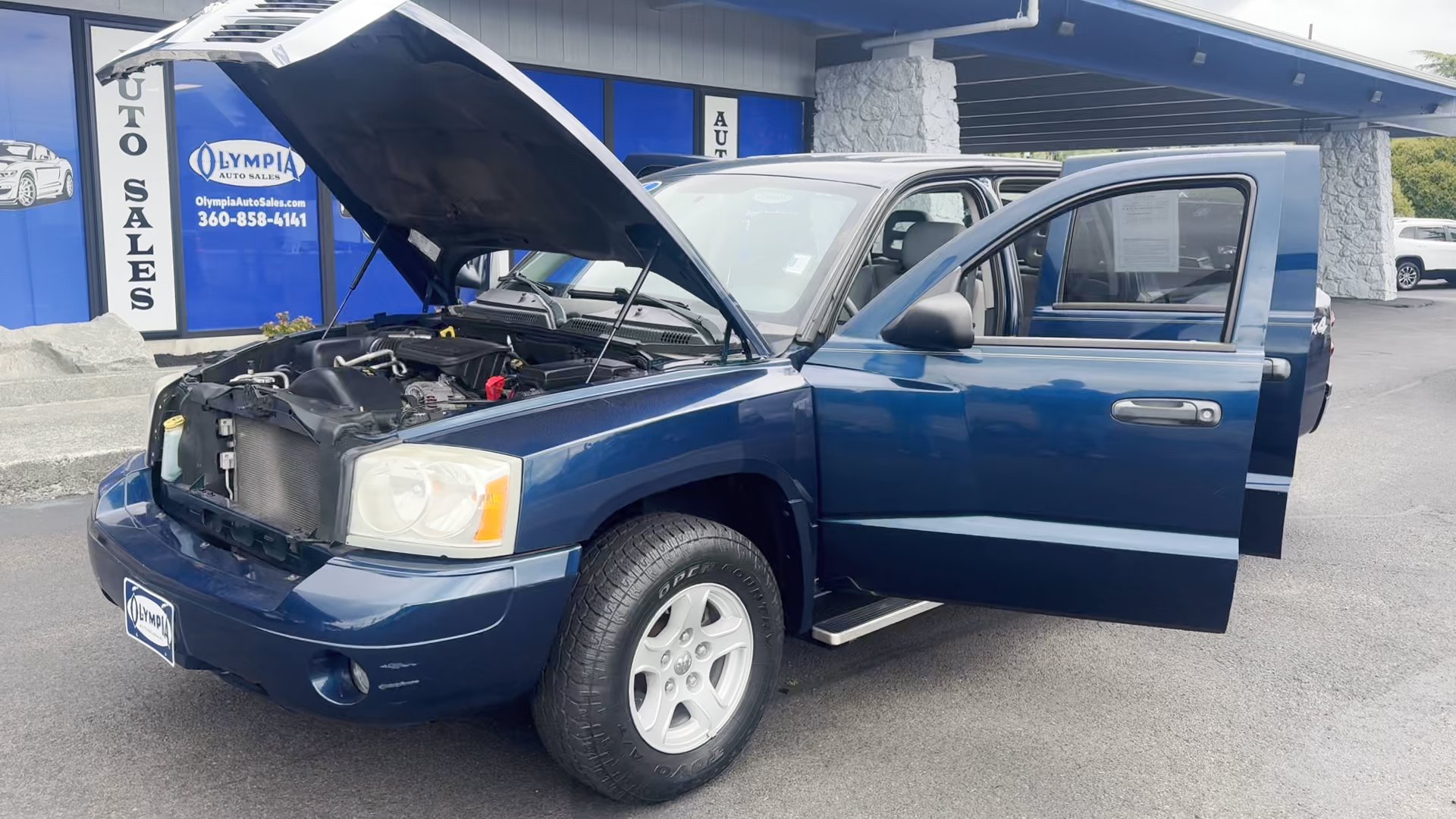 Olympia Auto Sales - #2869 - 2006 Dodge Dakota SLT Quad Cab