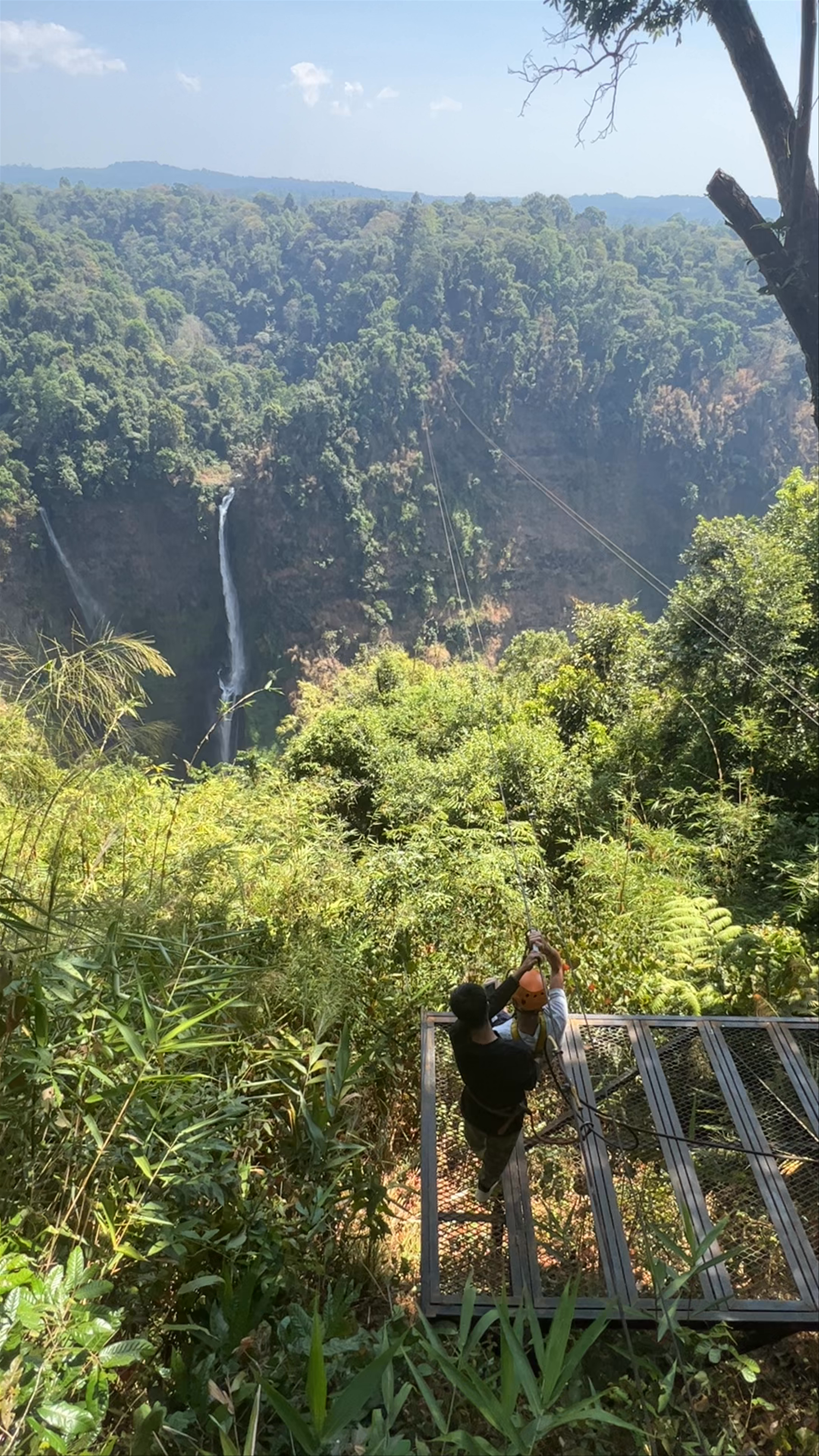 Zipline tadfane โหนสลิงตาดฟาน Paksong KM38