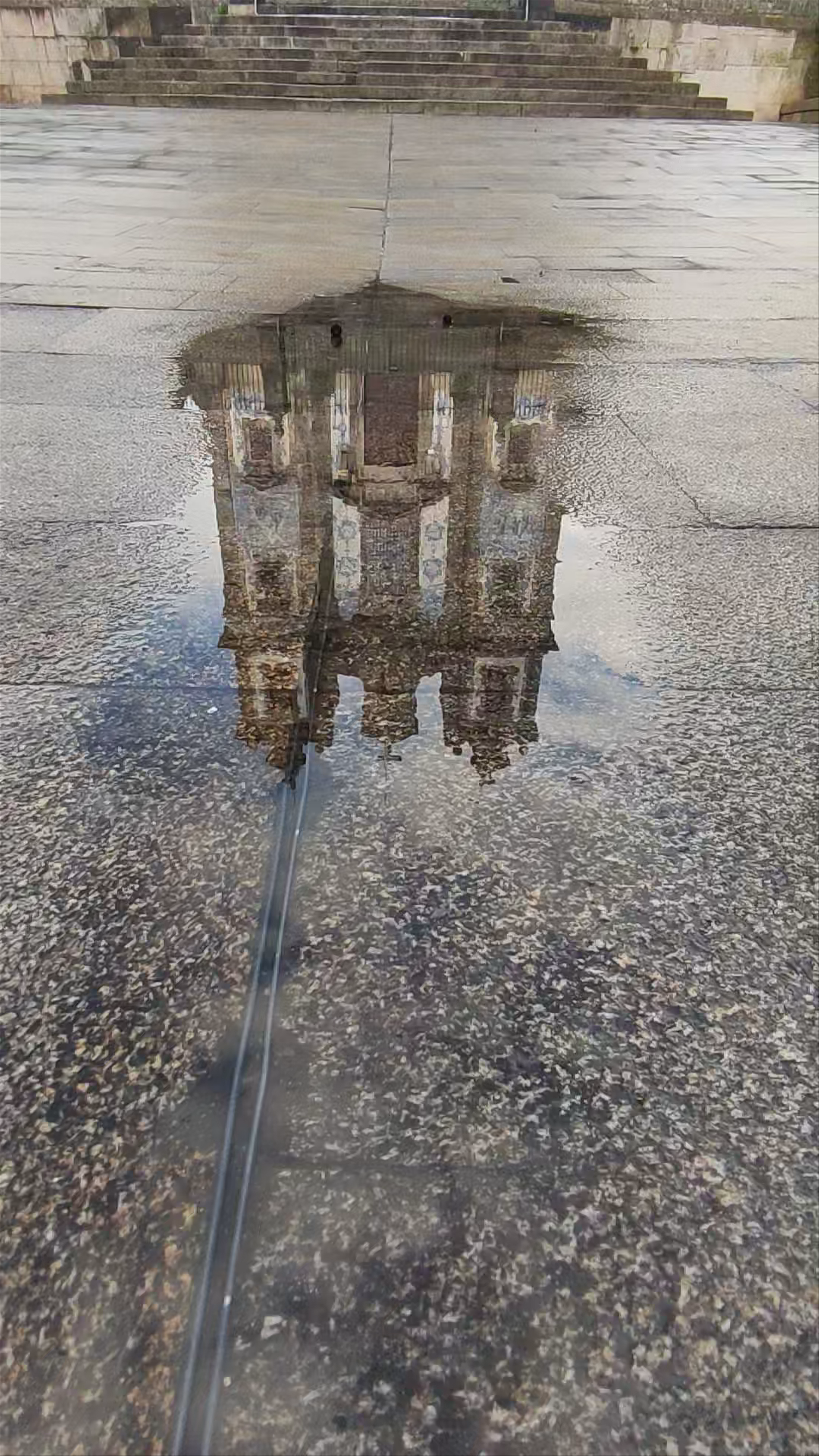 Iglesia de San Ildefonso Reflection at Batalha Square, Porto