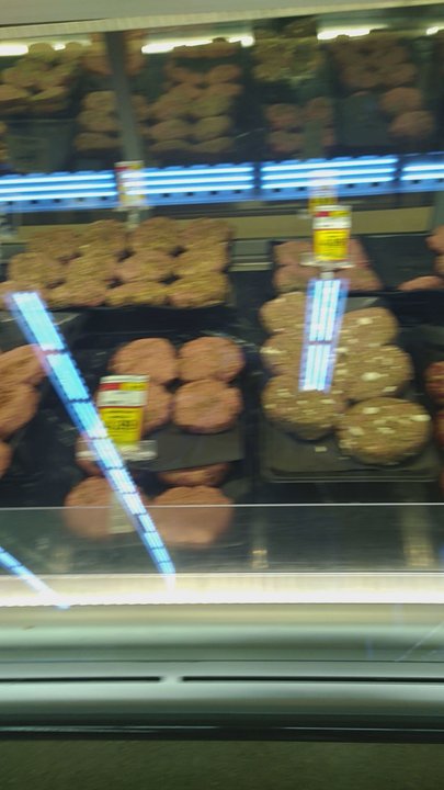 Yoke's Fresh Market - Great presentation!  Clean on the outside and inside!! - Grocery Near Me - Richland, Washington