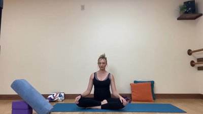 Prenatal yoga for POSTURE