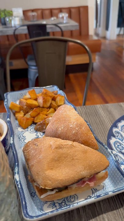 Clifton Cafe - Cafe Cuban - Coffee & Tea Near Me - Clifton, Virginia
