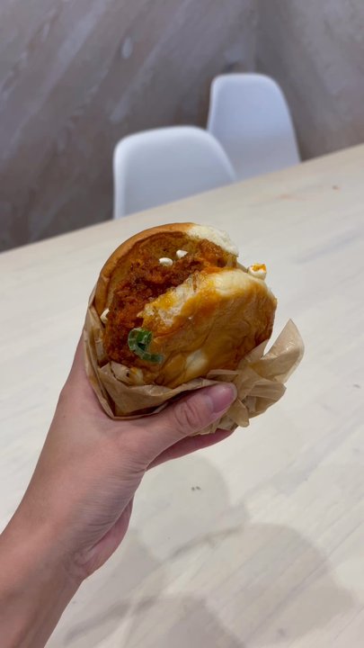 Shootz - Spicy kimchi butter katsu chicken sandwich - so amazing with Mac salad inside! - Hawaiian Near Me - Stanton, California