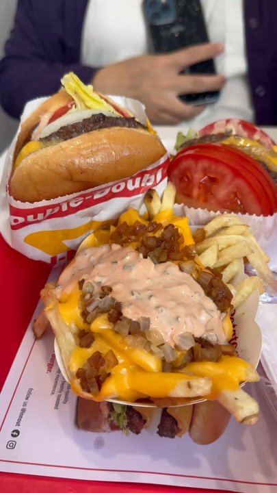 In-N-Out Burger - Burgers Near Me - Temecula, California
