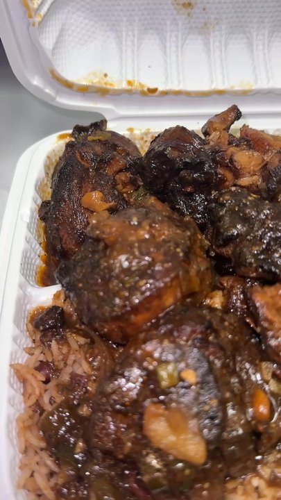 Da Jerk House - Caribbean Near Me - Morningside, Maryland