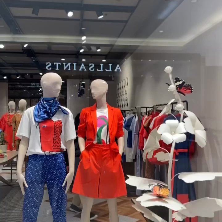 Weekend Max Mara - Beautiful collection love the color and style. - Women's Clothing Near Me - Costa Mesa, California