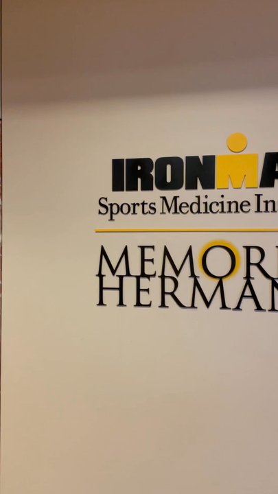 UT Physicians Orthopedics at Memorial Hermann - TMC - Entrance of UT Orthopedics - Orthopedists Near Me - Houston, Texas