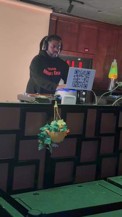 Northern Lights Lounge - Dj GoodBOI doing his thang - Lounges Near Me - Detroit, Michigan