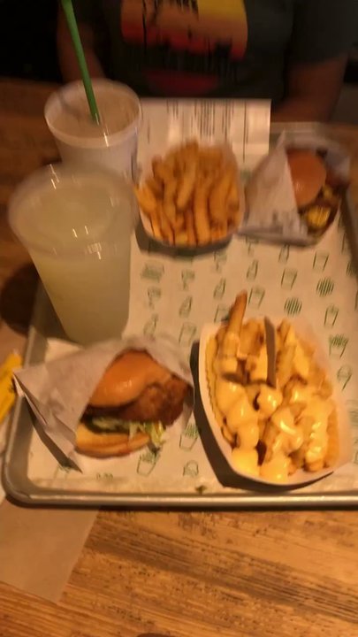 Shake Shack 479 Route 17 South - Paramus - Chick'n Shacks, Cheese fries, Chocolate shake & Lemonade - Burgers Near Me - Paramus, New Jersey