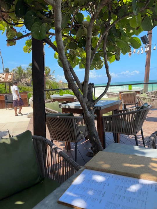 Restaurante Mezzanine - Ambiance - Thai Near Me - Tulum, ROO