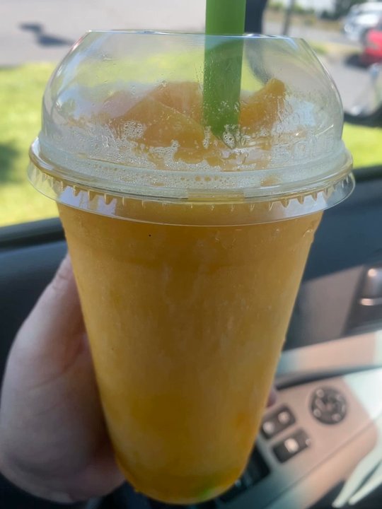 Thai’M To Roll - This was the peach smoothie and it gets 10/10 for sure! - Thai Near Me