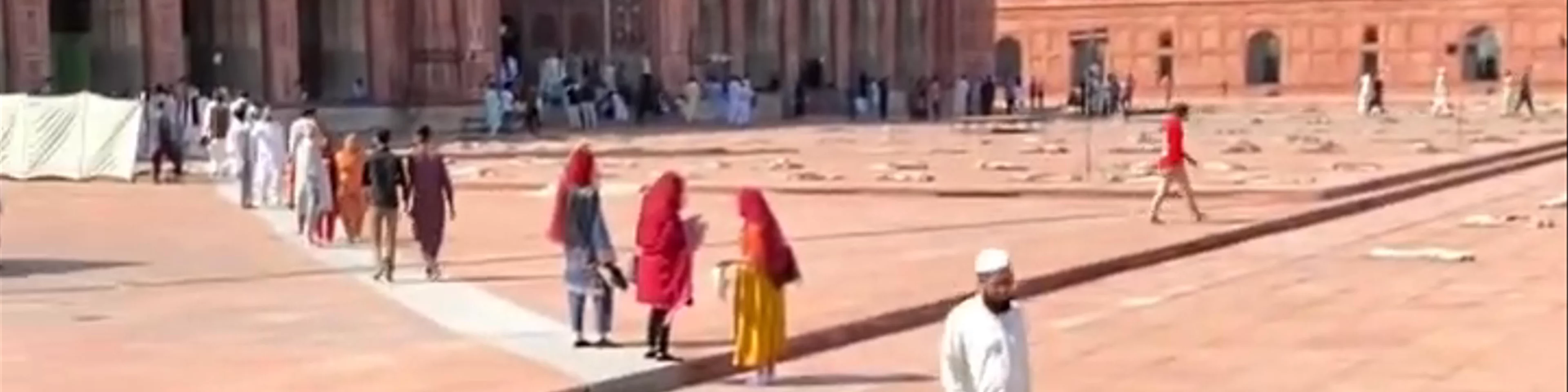 Badshahi Mosque
