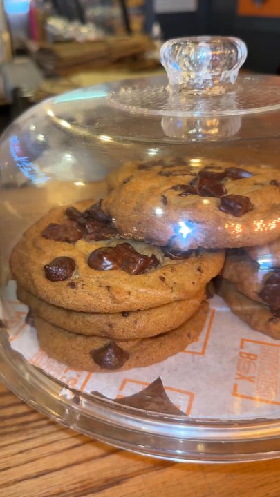 Mel's Butcher Box - Chocolate chip cookie - Burgers Near Me - Tenafly, New Jersey