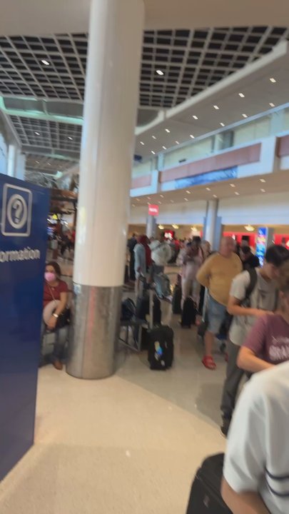 Budget Rental Car - look at that line ... - Car Rental Near Me - Irving, Texas