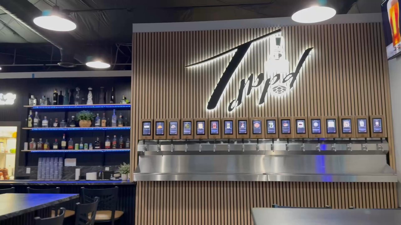Tappd - Restaurant inside view - Chicken Wings Near Me - West Richland, Washington
