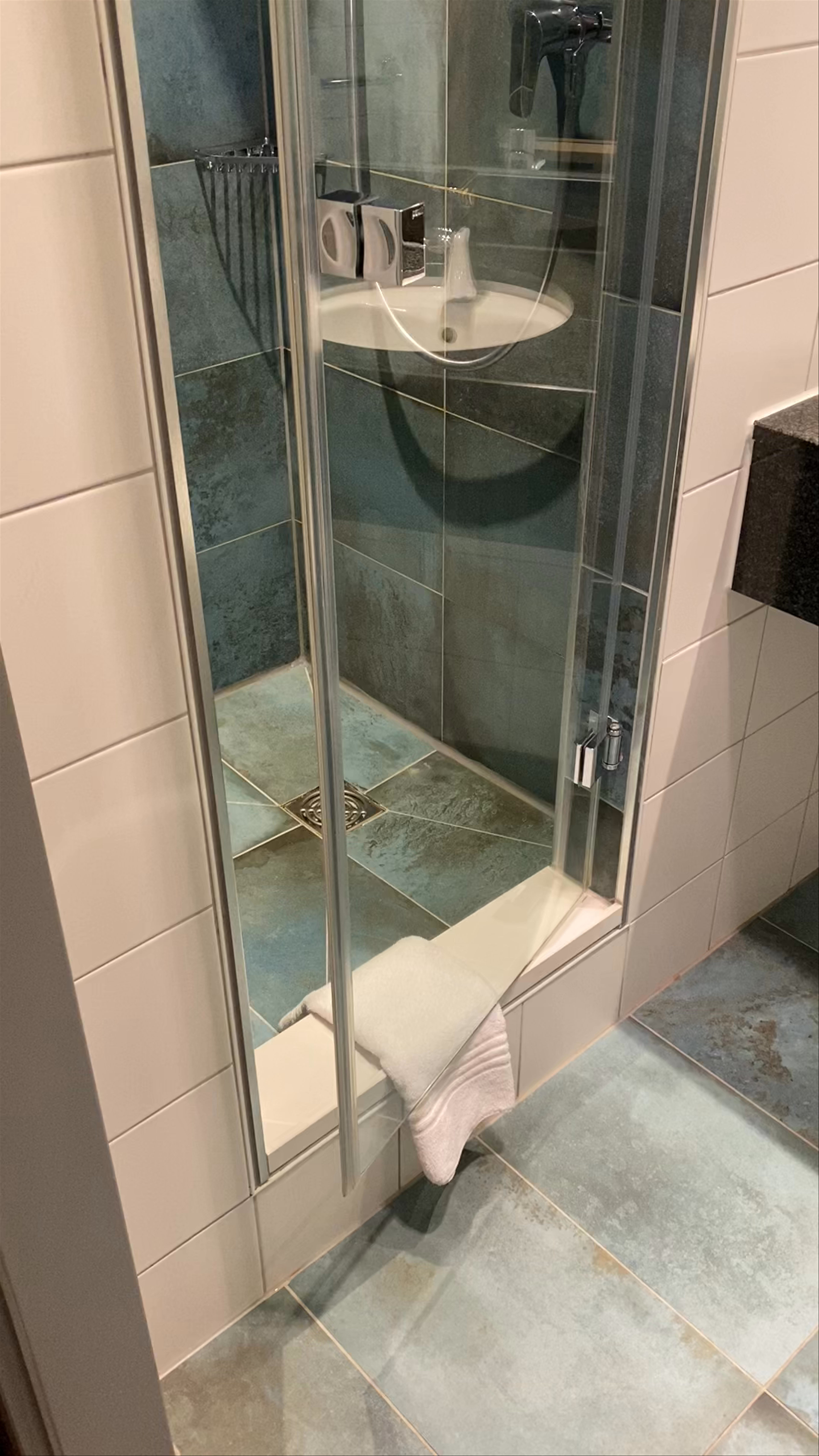 Comfort and Contemporary Style at Mercure Hotel Hannover Mitte