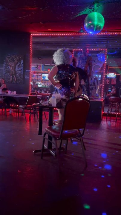 The Midtown Pub - Anamosity and Shelita Buffet - Dance Clubs Near Me - Mobile, Alabama