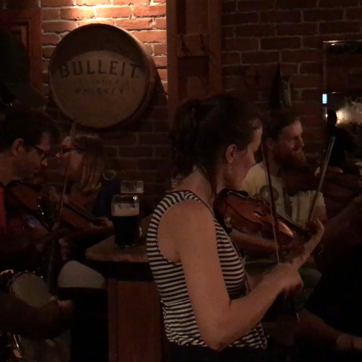 Pub Nelligan's - Pubs Near Me - Quebec City, Quebec