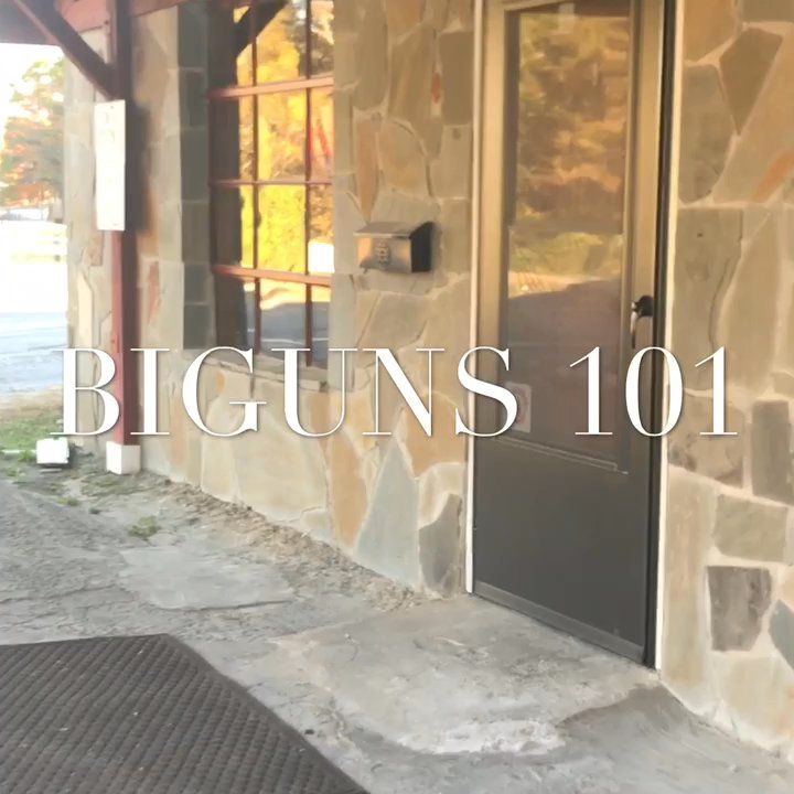 Big-Un's Biscuits - Girls making a video of Big-Un's - American Near Me - Dallas, Georgia