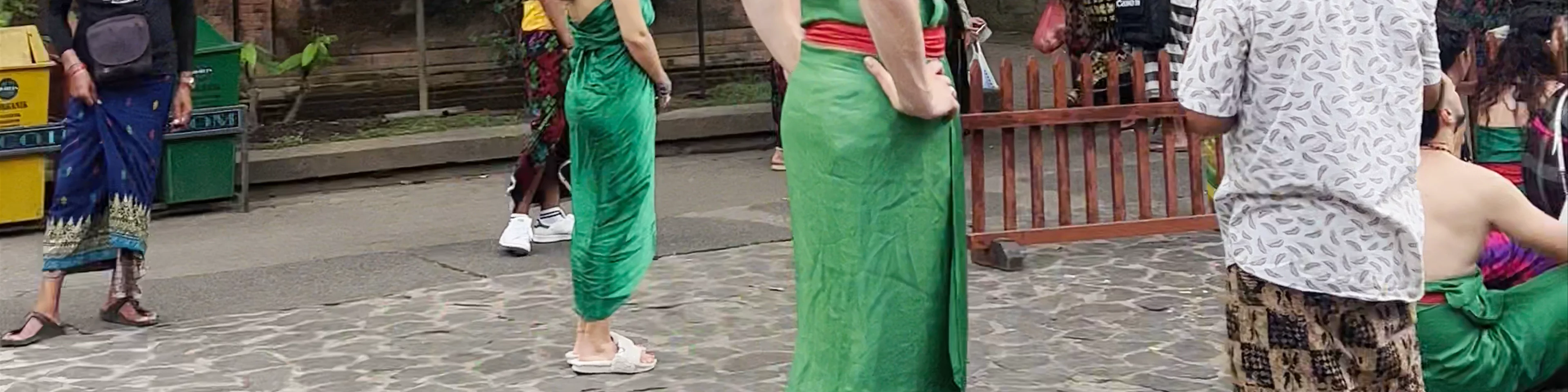 Tirta Empul Temple - Dadong Lulu