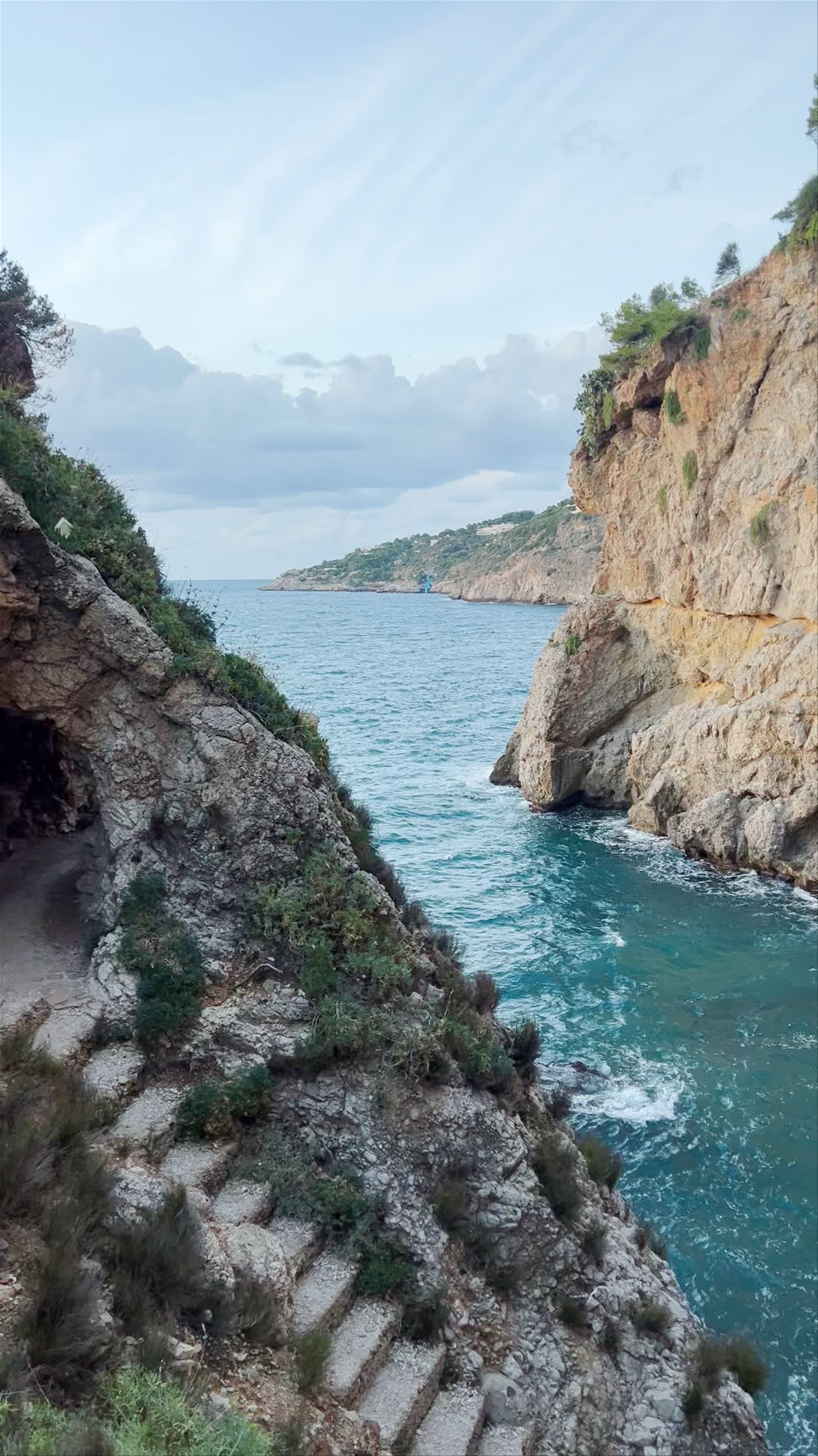 Grotta delle Colombe (Cala Muletti)