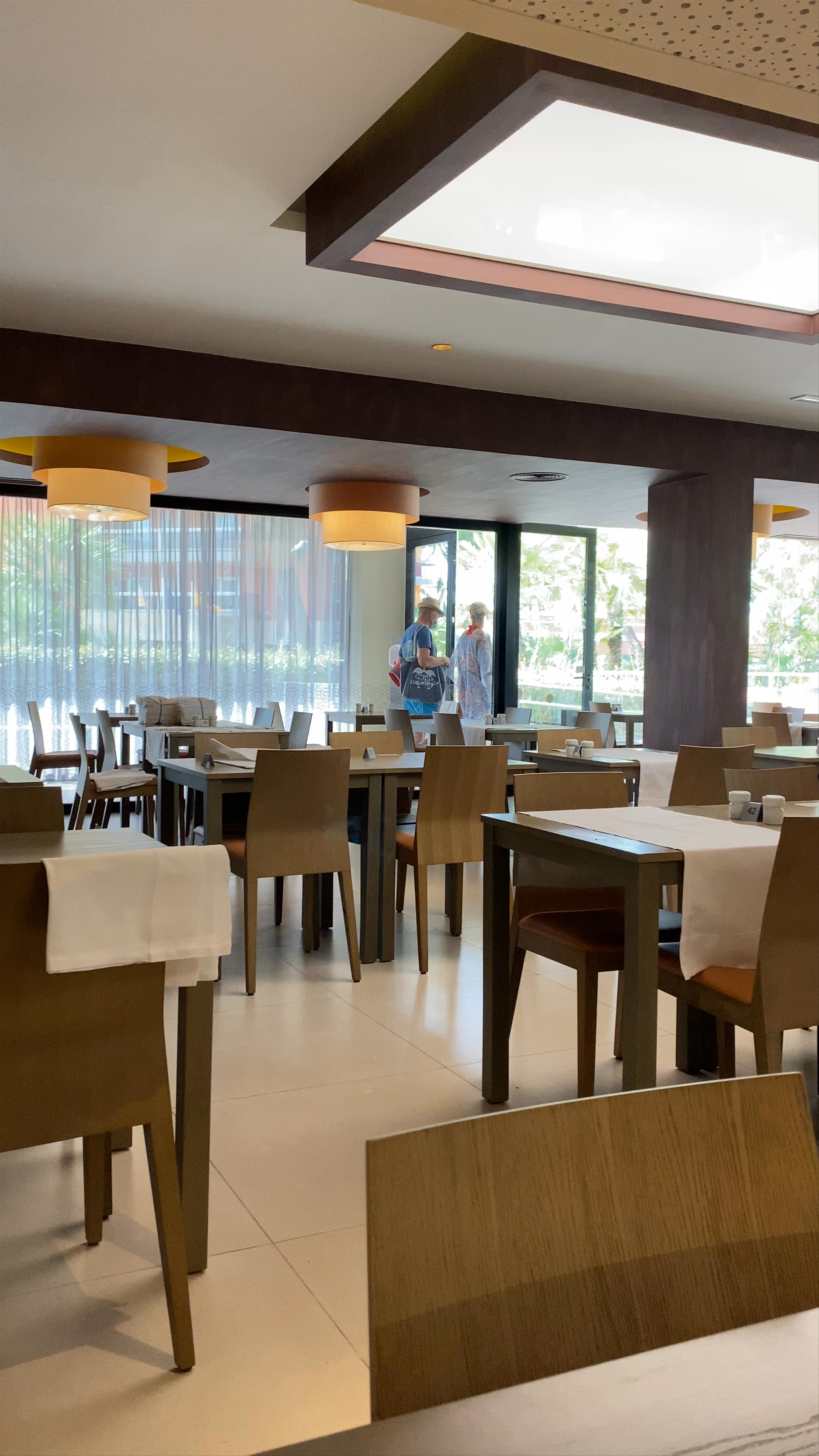Bright and Cozy Dining Hall at Hotel Riu Festival, Palma