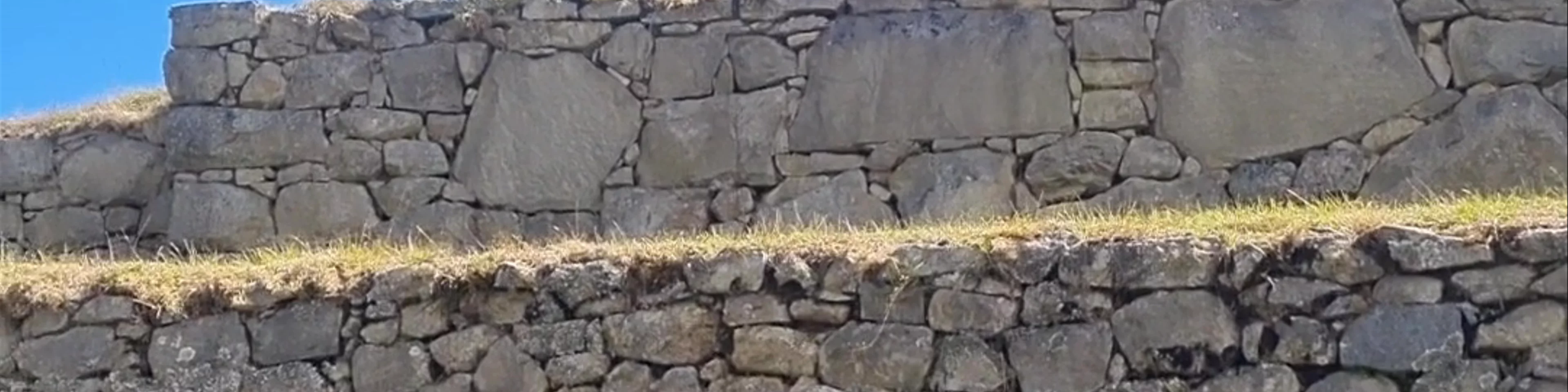 Casa del Guardián de la Roca Funeraria a Machu Picchu