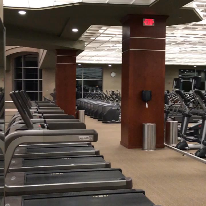 Life Time - Virtually empty @ 9:30PM - Gyms Near Me - Florham Park, New Jersey
