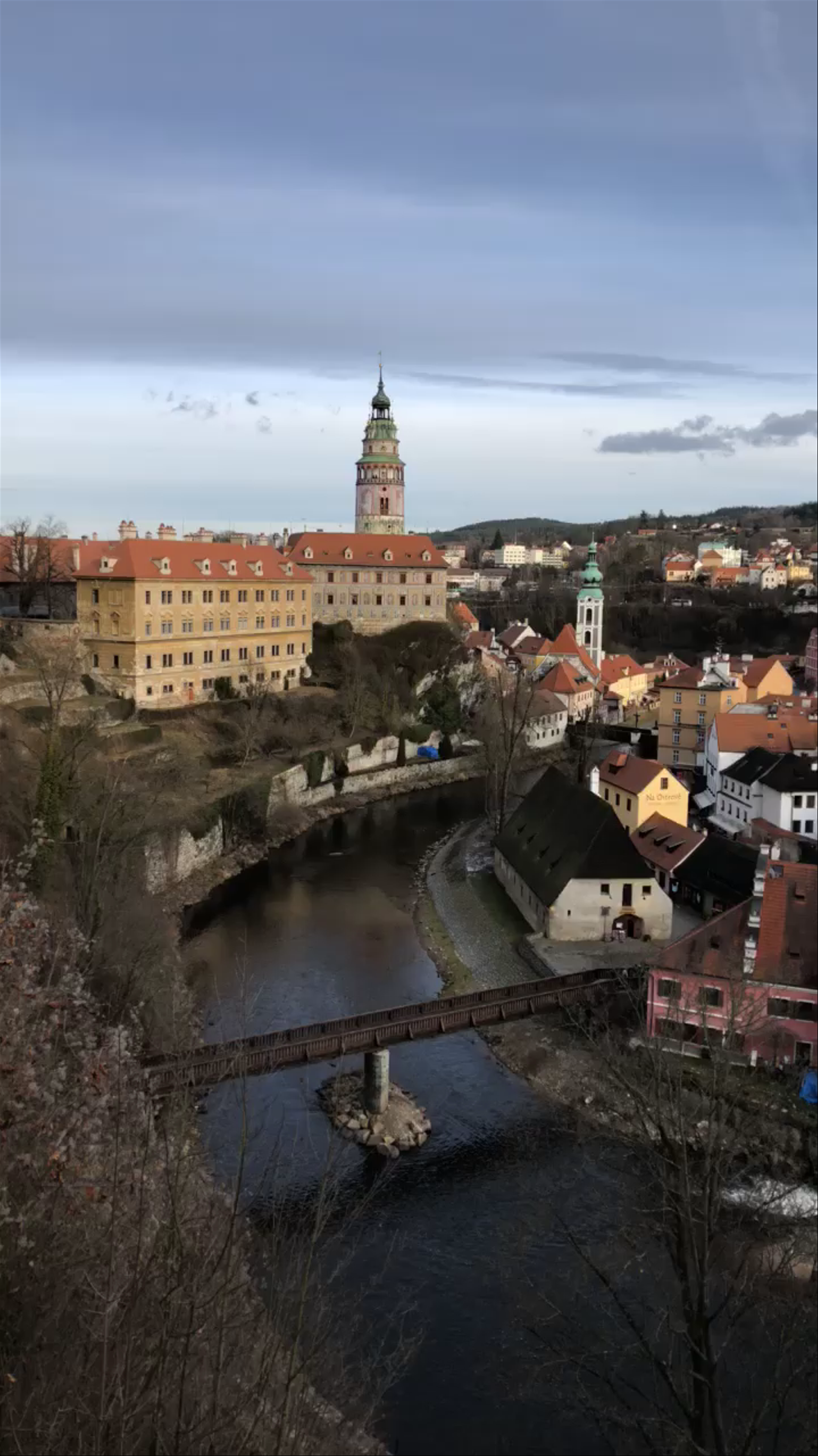 Enchanting Views of Český Krumlov’s Historic Old Town and Castle