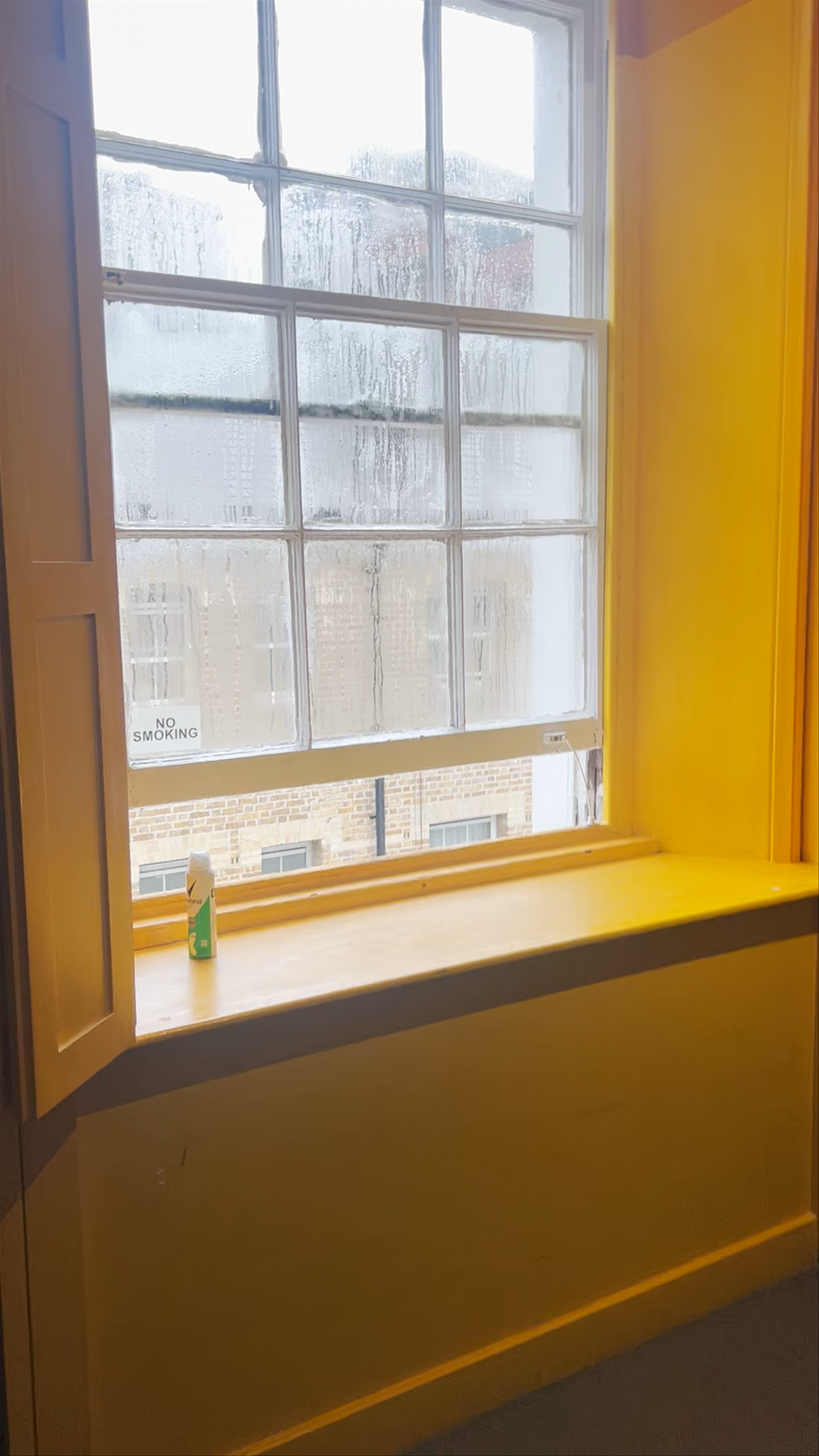 PubLove @ The Crown Battersea: Cozy London Hideaway Experience
