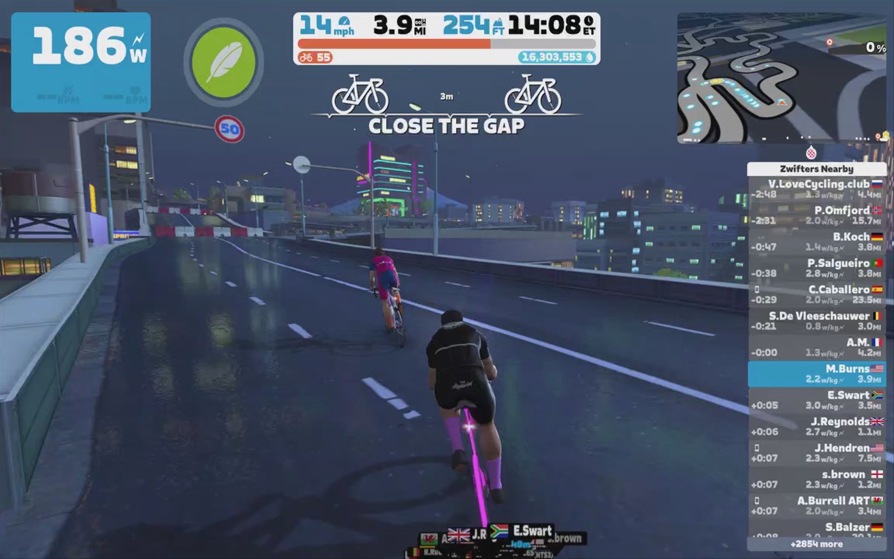 Zwift - Pacer Group Ride: Railways and Rooftops in Makuri Islands with Bernie