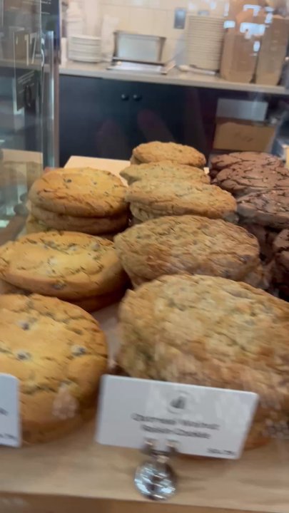 Doro Marketplace - Bakery items - Bakeries Near Me - Windsor Locks, Connecticut
