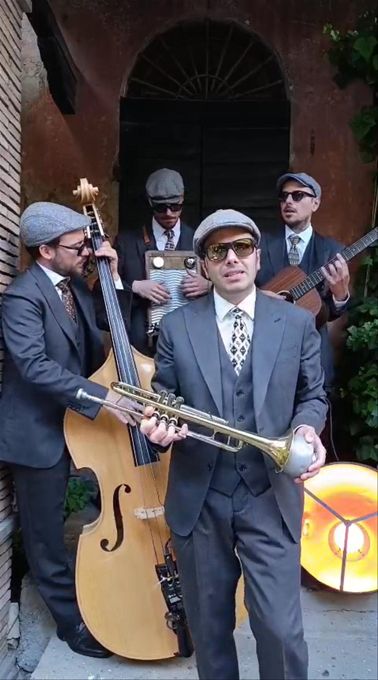 Bella Dixie - Je so Pazzo - video