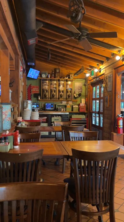 Farmhouse Cafe & Eatery - Cozy and Fabulous place - Coffee & Tea Near Me - Cresskill, New Jersey