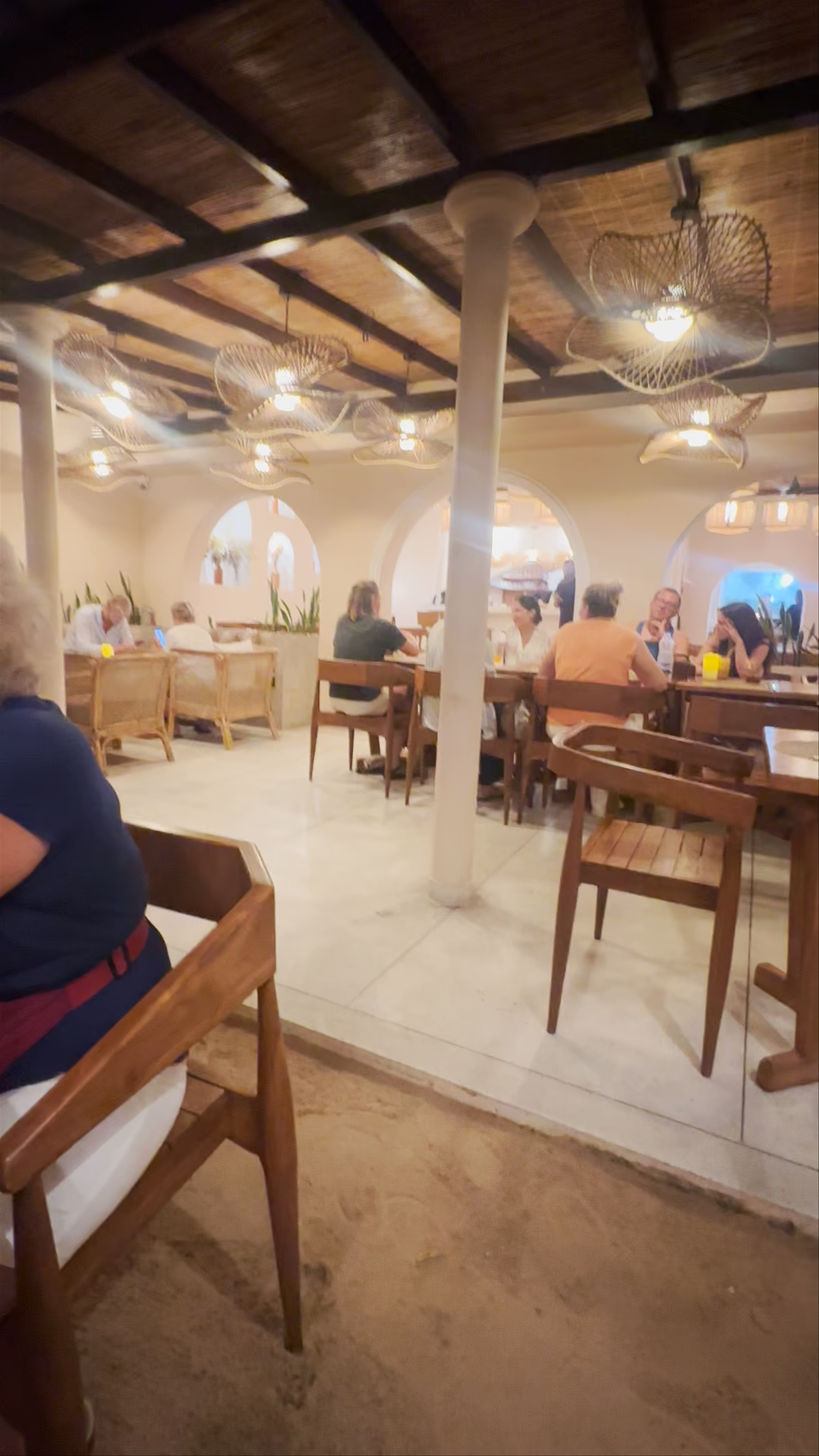 Tuana Lounge Mirissa: Cozy Evenings in Southern Sri Lanka
