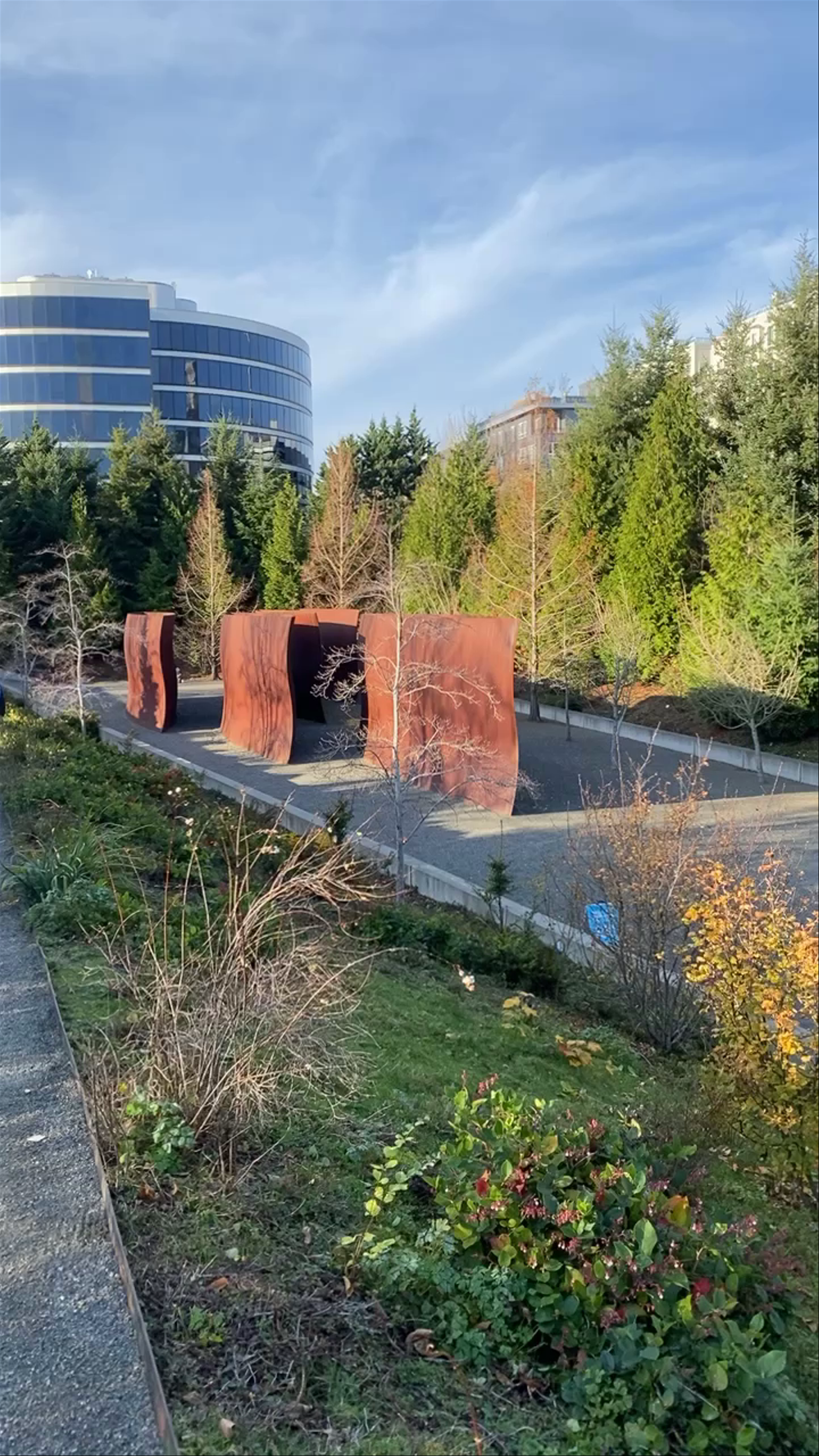 Olympic Sculpture Park: Urban Nature Escape in Seattle