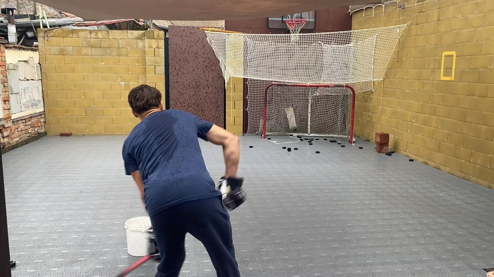 Mathias Zboril - HARD WORK - Shooting 300 Pucks EVERYDAY