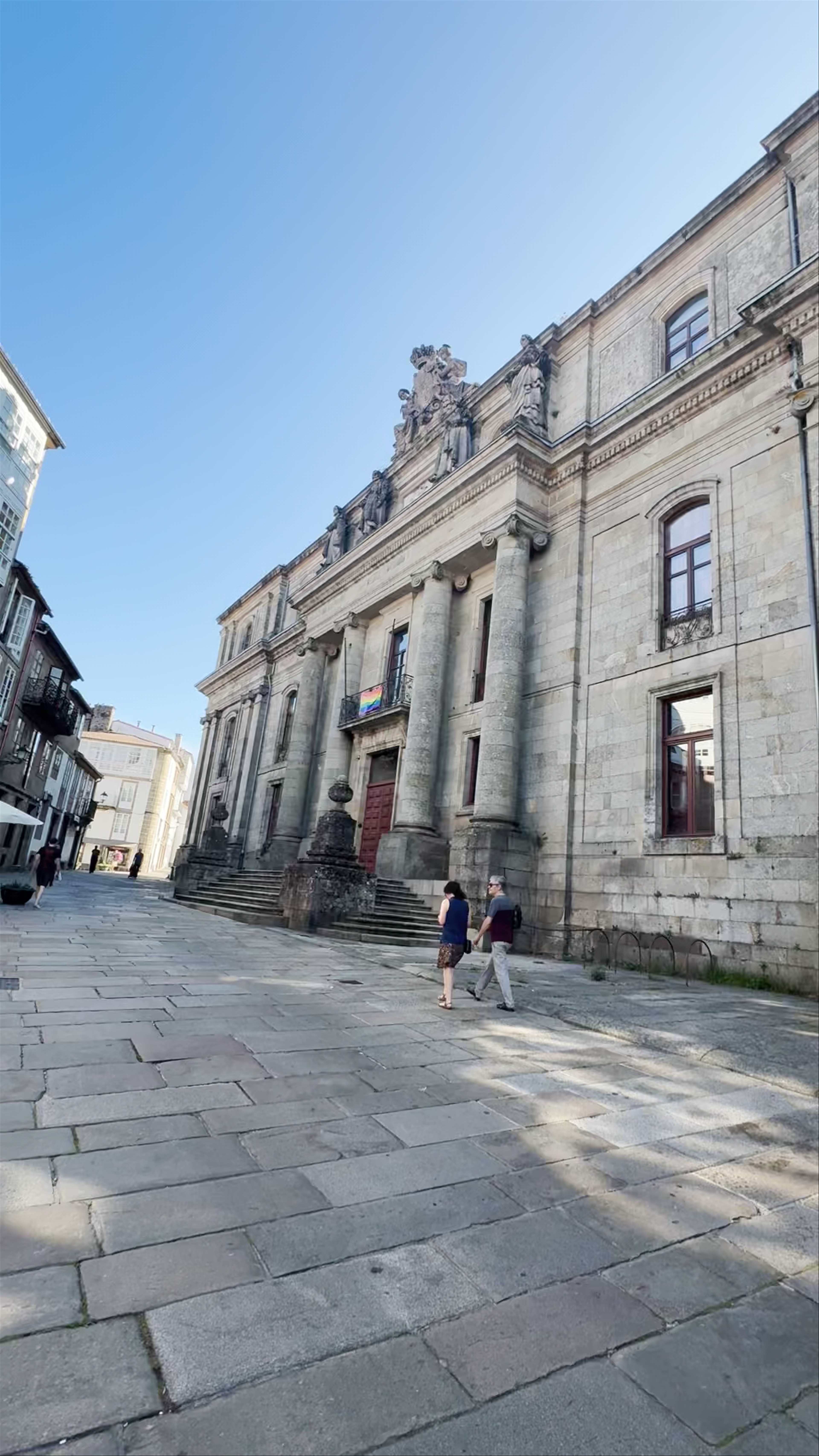Iglesia de la Compañía: Historic Serenity in Santiago de Compostela
