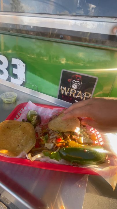 La Mexicana B.S - Alambre 16$ only! Comes with 5 tortillas, grilled onions and peppers! - Food Trucks Near Me - Mountain View, California